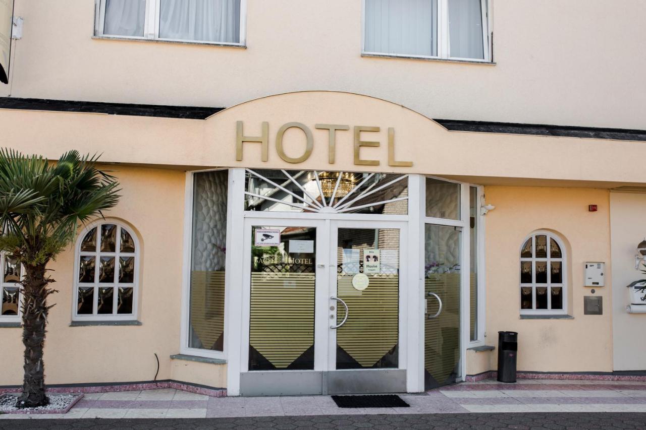 Bach Hotel Порта-Вестфалика Экстерьер фото