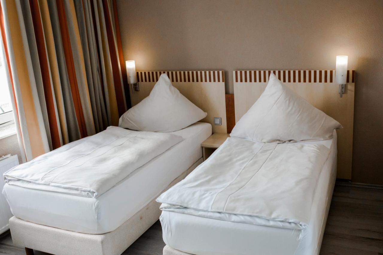 Bach Hotel Порта-Вестфалика Экстерьер фото