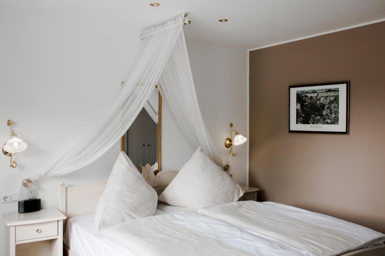 Bach Hotel Порта-Вестфалика Экстерьер фото